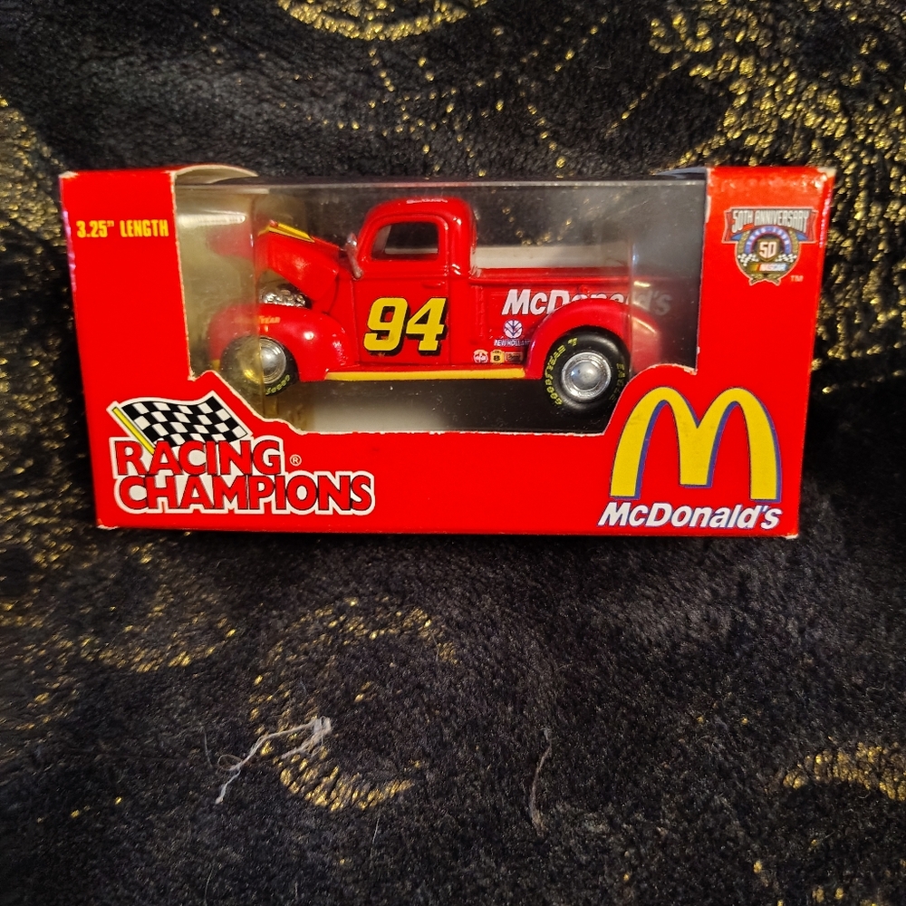Racing Champions Bill Elliott McDonald's 1998 NASCAR Diecast 1940 Ford Pickup
